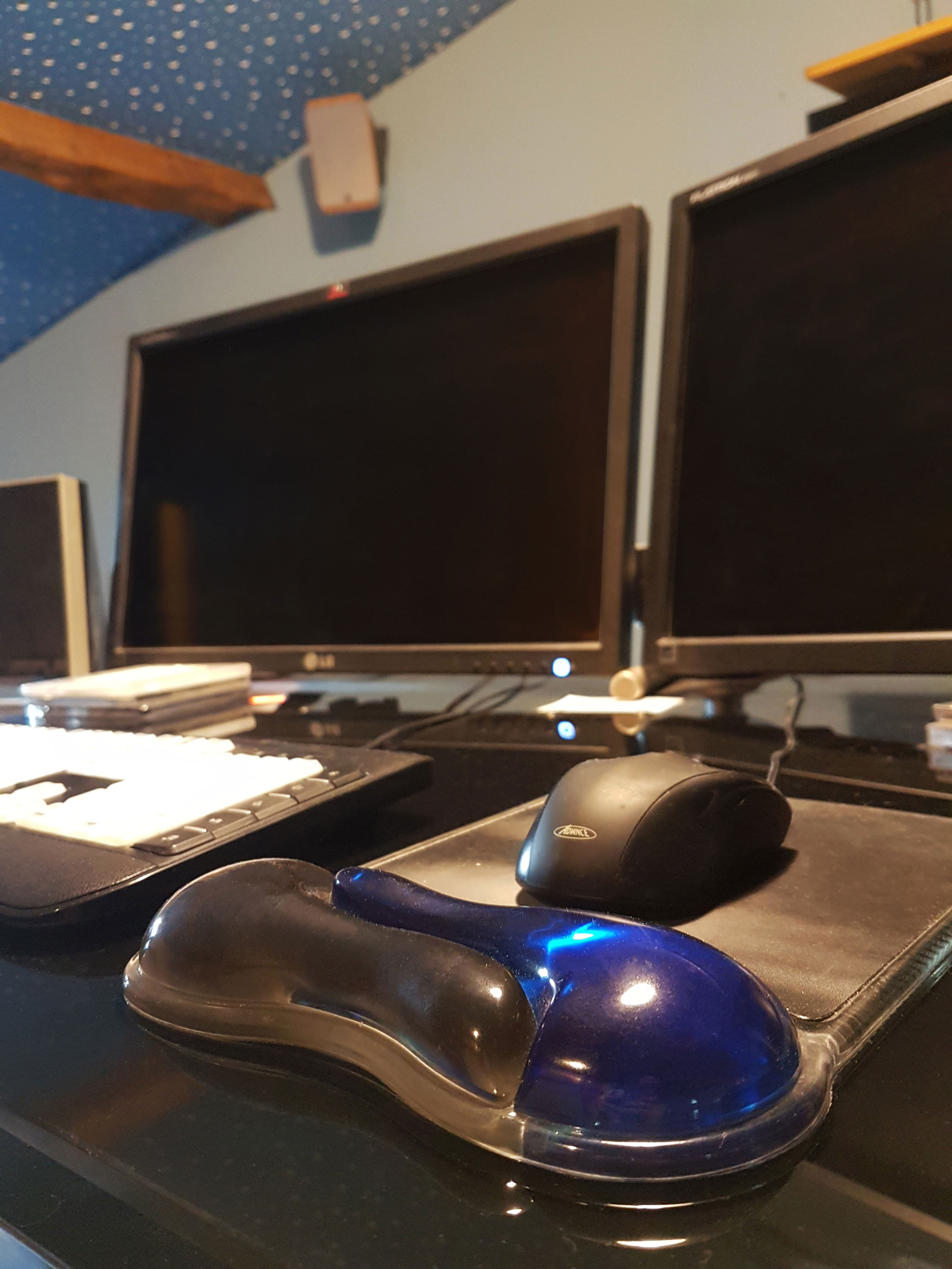 enregistrement ingénieur du son de plus de 20 ans d'expérience, la qualité avant tout, pour la personnalisation, vraiment mobile...